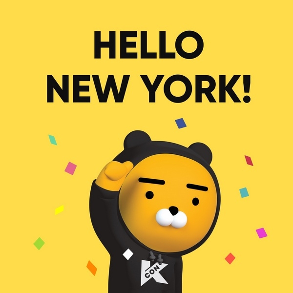 카카오프렌즈 캐릭터들이 이달과 다음달 미국에서 열리는 KCON 2019 NY & LA에서 소개된다. 사진은 케이콘 행사를 알리는 라이언 캐릭터 이미지. (사진=카카오IX)