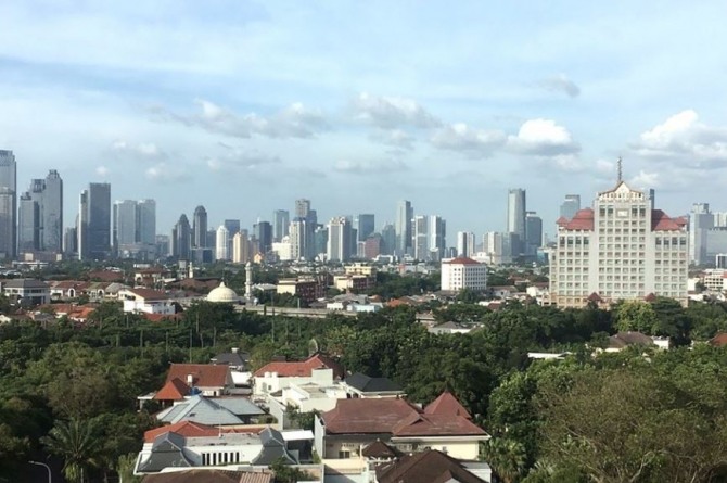 홍콩 다국적 기업 스와이어 그룹의 자회사 스와이어 프로퍼티가 인도네시아 자카르타에 고급 아파트 단지를 개발하는 것으로 알려졌다.