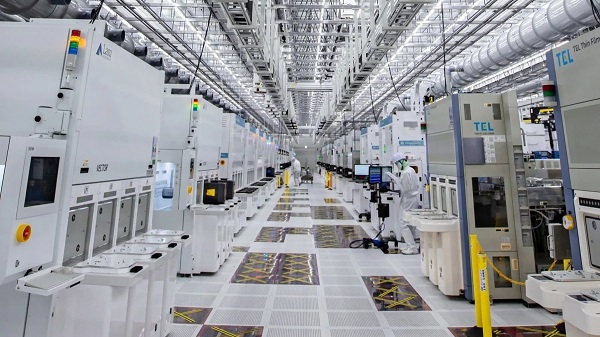 일본 히로시마에 있는 마이크론 테크놀로지 반도체칩 제조공장. 