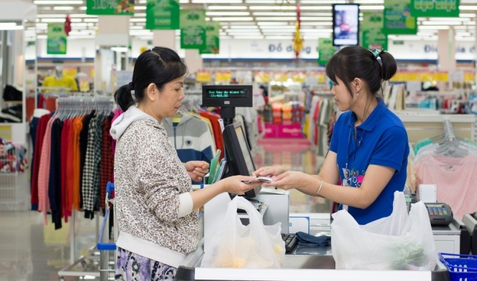  베트남의 소비자신뢰지수가 세계 3위를 기록했다.