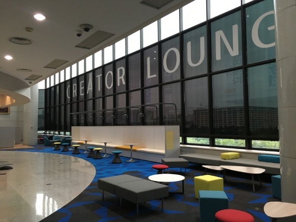 NH투자증권이 임직원들의 창의적인 공간인 ‘크리에이터 라운지(Creator Lounge)’를 오픈하고 기업문화개선에 나서고 있다.
