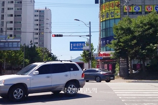 충남 아산 온천대로 온양캠퍼스 입구.