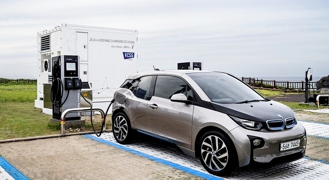 BMW 코리아가 전기차의 배터리를 재사용하는 친환경 충전소 ‘e-고팡’을 제주도에 마련했다. 사진=BMW 코리아