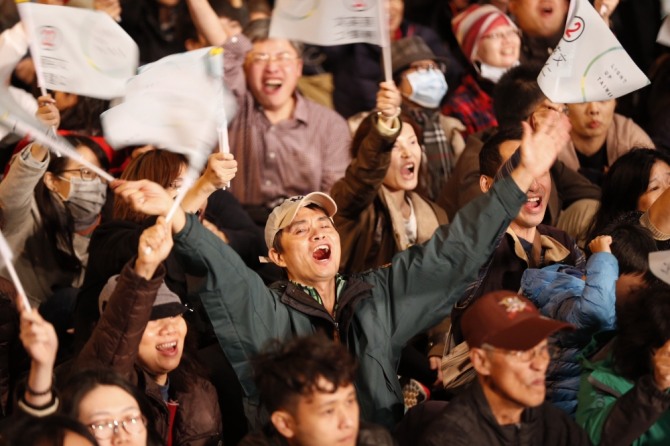 [속보] 구혜선 안재현 두번째 문자 메시지 공개…  신서유기  이혼 설득 책임지고 해 달라.