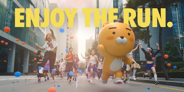카카오-나이키 코리아의 'Enjoy the Run' 공동캠페인 포스터.사진=카카오