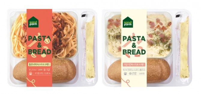 SPC삼립의 샌드위치 브랜드 ‘샌드팜’에서 ‘파스타&브레드(Pasta&Bread)’ 2종을 출시했다. 사진=SPC삼립