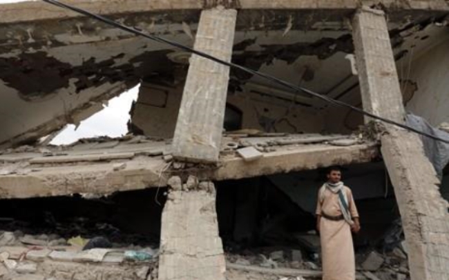 사우디군이 1일 예맨 반군 포로수용시설을 공습해 수감자 60명 이상이 사망한 것으로 알려졌다.