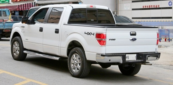 포드는 F150의 LCD 크기를 50%까지 확대한다. 포드의 인기 픽업 트럭 F150. 사진=글로벌 이코노믹 정수남 기자