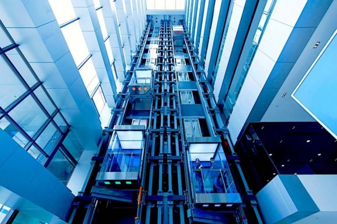 핀란드 업체 코네가 독일의 티센크루프 엘리베이터 사업을 인수할 것으로 알려졌다.