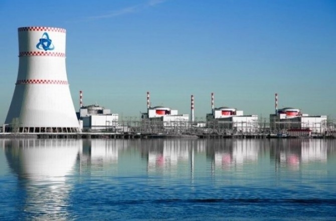 러시아 국영 원자력  국영 원자력 기업 로사톰이 중국 핵공업집단을 제치고 우간다 원자력 개발 주도권을 쥐었다.