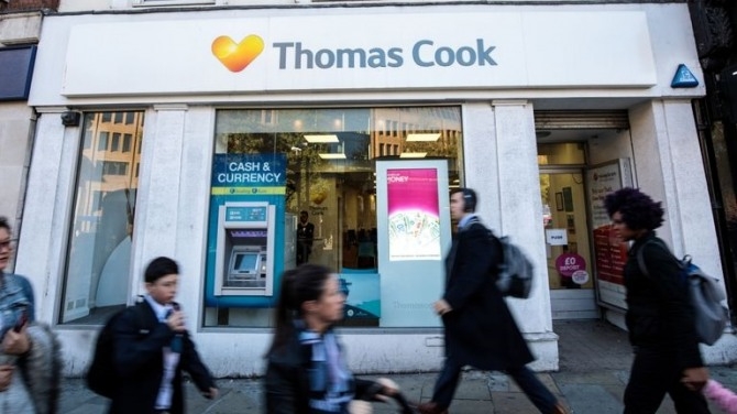 세계에서 가장 오래된 여행사인 영국의 토마스 쿡(Thomas Cook)이 긴급 자금 조달에 실패해 23일(현지 시간) 끝내 파산을 선고했다. 자료=스카이뉴스