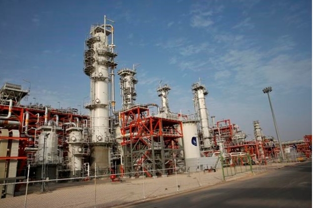 중국 국영석유회사(CNPC)는 50억 달러 규모의 이란 대규모 해양 천연가스 개발 투자 계획을 철회했다.