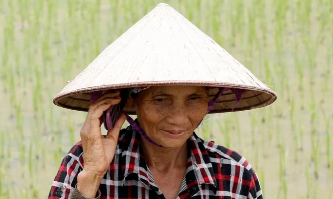 베트남은 아직도 많은 가입자들이 2G네트워크를 사용한다 .