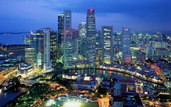 싱가포르 중심지의 야경.