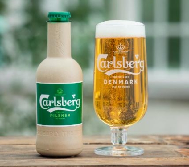 우리나라에도 진출해 있는 덴마크의 글로벌 맥주 브랜드 칼스버그(Carlsberg)가 환경보호를 위해 혁신적인 종이 맥주병을 만들어 주목을 받고 있다. 사진=뉴스와이어