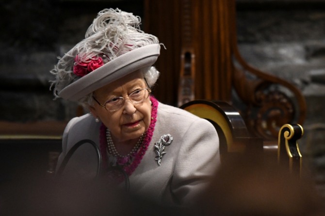 영국 엘리자베스 여왕은 해상풍력발전단지 임대로 연 1억 파운드의 수입을 올릴 수 있을 것으로 전망됐다. 사진=로이터/뉴스1