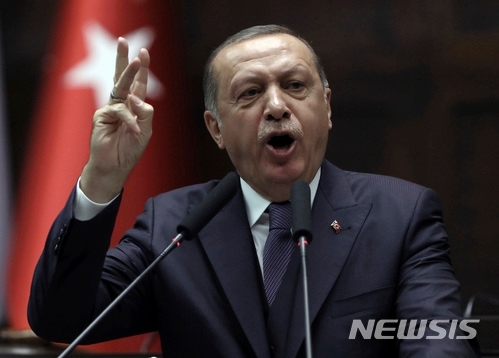 터키-시리아 휴전 합의, 백악관 중재 …뉴욕증시 다우지수 환호