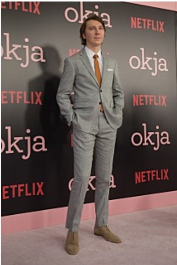 영화 옥자로 친숙한 할리우드 배우 폴 다노(35)가 '배트맨' 빌런(악당) '리들러'로 합류한다. 사진=옥자 스킬 컷