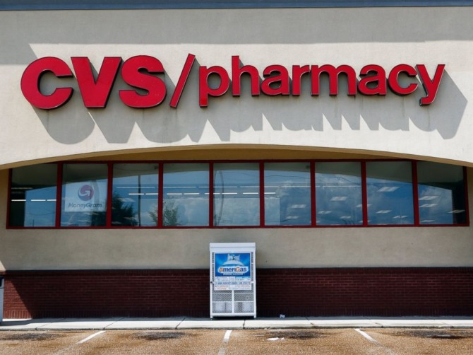 미국의 대형 약국 체인 CVS가 무인기(드론)를 이용해 약품을 배달하는 서비스를 추진하고 있다.
