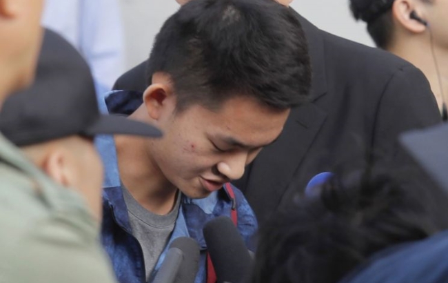 홍콩에서 '범죄인 인도' 조례개정안이 23일 공식 철회된 가운데 4개월 연속 계속되고 있는 홍콩시위를 촉발한 살인범이 석방됐다. 