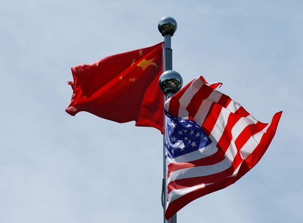 미국과 중국 국기. (사진=로이터)