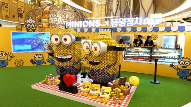 동원F&B는 또 지속적인 캐릭터 마케팅과 팝업스토어 운영을 통해 젊은 소비자들의 시선을 사로잡고 있다. 서울 잠실 롯데타워에서 운영한 동원참치 팝업스토어. 사진=동원F&B