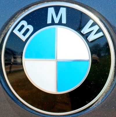 BMW가 이달 LA모터쇼를 통해 첫선을 보일 고급 M2 CS를 최근 유럽에 먼저 출시했다. BMW 엠블럼. 사진=글로벌 이코노믹 정수남 기자
