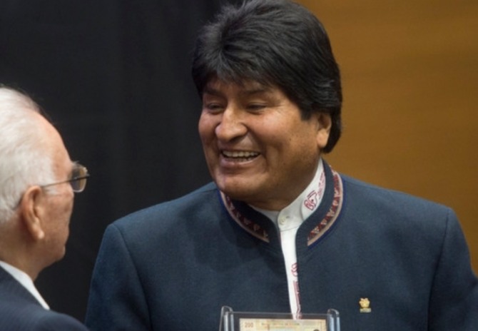 [속보] 볼리비아 모랄레스 대통령 전격 사임 … 부정선거 시위 최초의  원주민 수반 몰락 