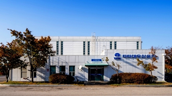 타타대우가 인천 영종도에 대규모 정비공장을 개설했다. 사진=타타대우