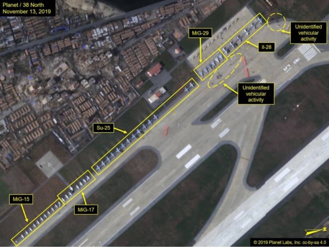 북한 원산갈마국제공항에 집결한 북한 공군 항공기들. 사진=플래닛랩스/38노스
