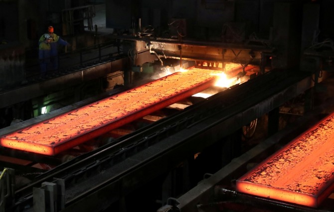 인도 철강업체 타타스틸은 유럽 사업 부문에서 3000명을 감원할 것으로 알려졌다. 사진=로이터
