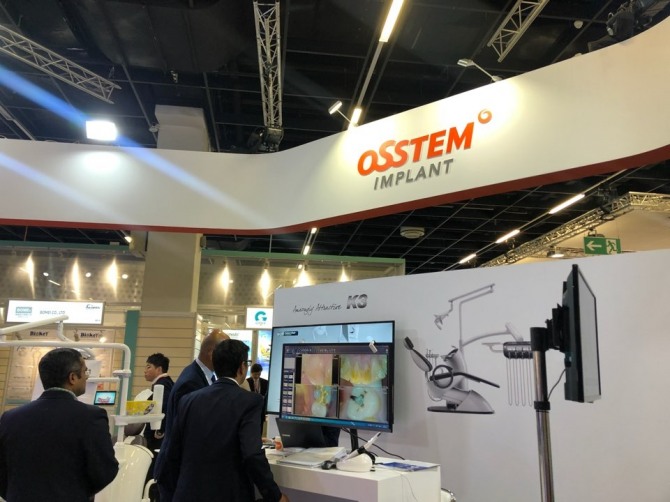 오스템임플란트가 한 단계 더 도약하기 위해서는 '신뢰 회복'이 필요하다. 사진=오스템임플란트