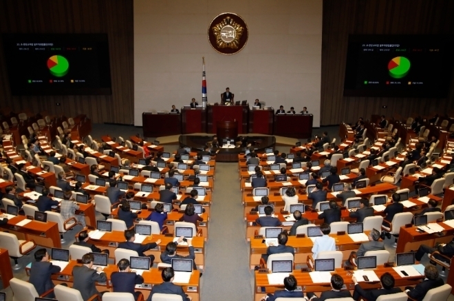 10월 31일 서울 여의도 국회에서 열린 제371회 국회 정기회 제10차 본회의 모습. 사진=뉴시스 