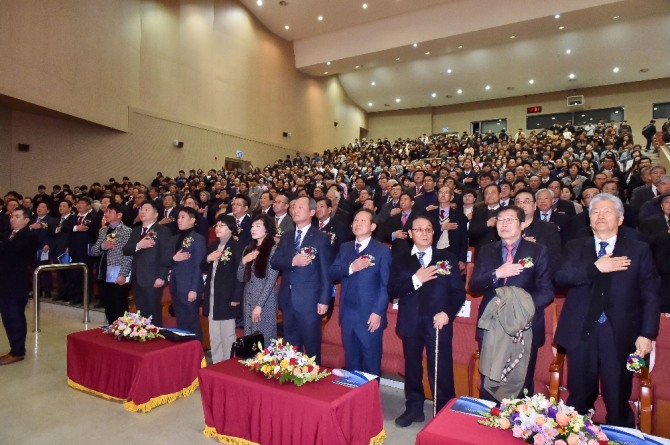 조선대학교 제17대 민영돈 총장은 지난 11일 취임식을 갖고 “미래형 인재 양성을 위한 학생 중심 교육혁신을 이룩하겠다”고 강조했다. /조선대학교=제공