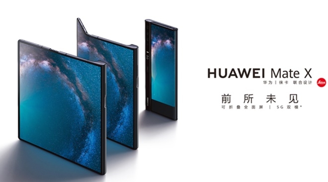 중국 화웨이가 새해 3월 자사 폴더블폰 메이트X(사진) 후속작 메이트Xs를 출시한다. 이 단말기 화면에는 삼성전자 갤럭시폴드2처럼 초박형유리가 사용된다. 사진=화웨이