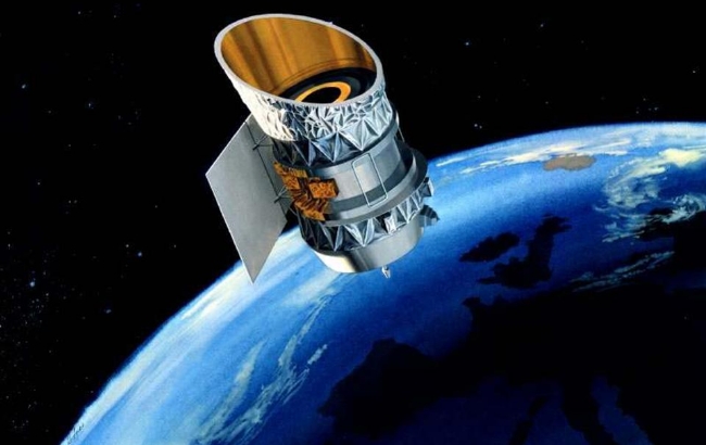 사진은 미 상공서 충돌가능성이 우려되는 1983년 미국에서 발사된 우주망원경 ‘IRAS’의 모습.