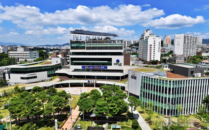 광주광역시 서구가 광주광역시에서 주관한 ‘2019년 산하기관 부패방지 시책평가’에서 4년 연속 자치구 1위로 선정됐다. /광주광역시 서구청=제공