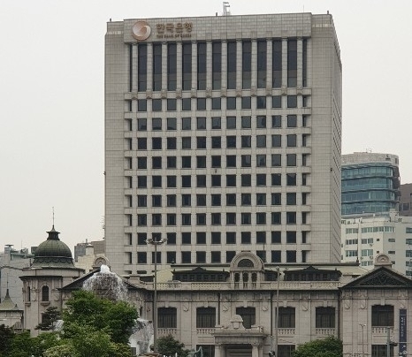 한국은행이 코로나19 등의 영향을 감안해 경제전망 분석을 하고 있다. 사진=백상일 기자