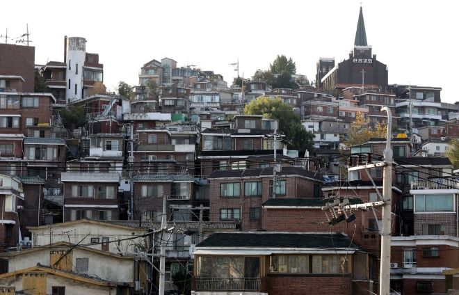 용산구 한남3구역 재개발구역 내 주택가 모습. 사진=뉴시스