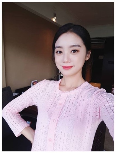 그룹 '원더걸스' 출신 혜림이 원더걸스 동료였던 유빈 소속사에 합류한다고 10일 밝혔다. 사진=인스타그램 캡처 