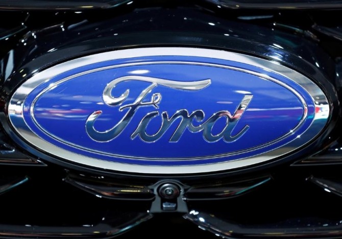 미국의 포드자동차(Ford)는 15일(현지시간) 코로나19 확진자 발생으로 인해 스페인 발렌시아 동부 공장을 일주일간 폐쇄할 것이라고 밝혔다. 사진=로이터