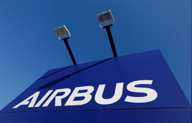 에어버스(Airbus)가 코로나19 확산 위기로 인해 4일동안 프랑스와 스페인 공장의 생산을 중단할 계획이라고 발표했다. 사진=로이터