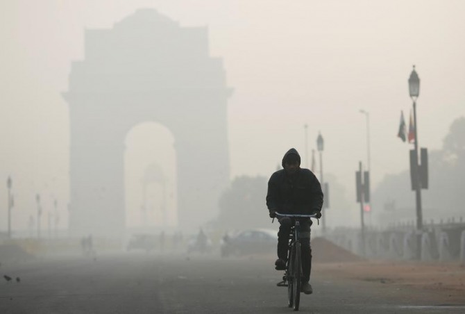 인도 뉴델리의 대기 오염도가 코로나19로 인한 국가 봉쇄  이후 크게 개선된 것으로 나타났다. 사진=로이터
