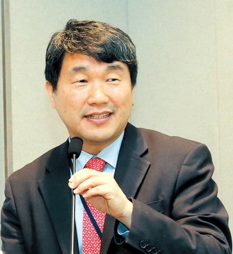 아시아교육협회 초대 이사장으로 선임된 이주호 KDI국제정책대학원 교수.