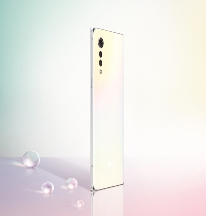 LG전자가 다음달 국내 시장에 출시 예정인 전략 스마트폰 ‘LG 벨벳(LG VELVET)’의 디자인 영상을 공개했다.사진=LG전자