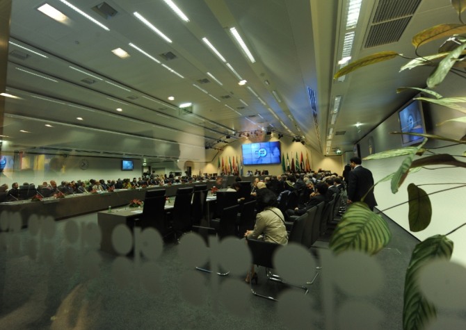 OPEC 국제유가 대책회의 모습 사진 =뉴시스 