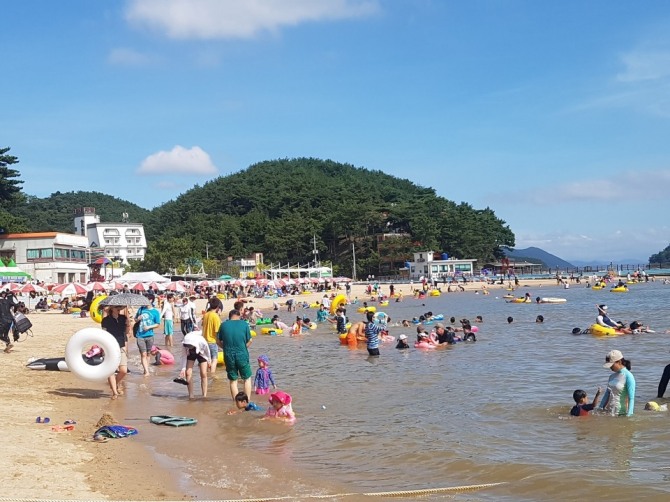 오는 4일 오전 11시를 기해 대구와 경남(창녕), 경북(청도·김천·칠곡·성주·고령·경산)에 올여름 들어 처음으로 폭염특보가 발효된다.사진=뉴시스