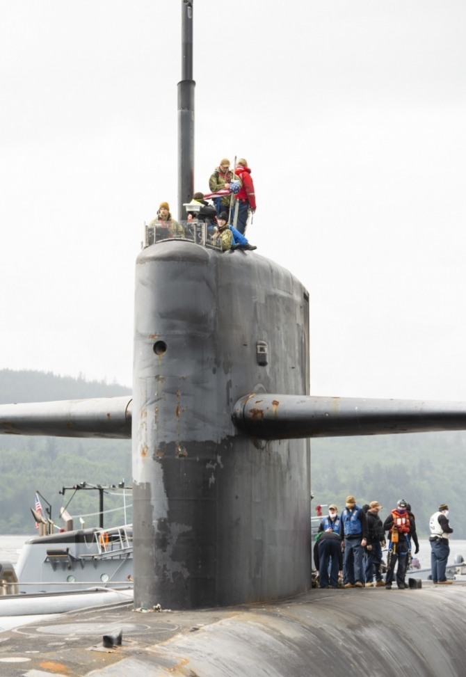 세월의 때가 묻은 미해군 전략핵잠수함  헨리잭슨함 모습. 최근 100번째 임무 수행을 위해 출항했다. 사진=DVIDS