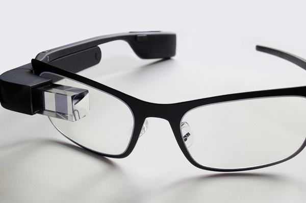 구글 글래스 엔터프라이즈 에디션2 이미지. 사진=구글