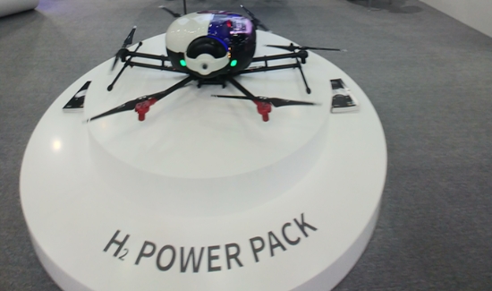 두산모빌리티이노베이션의 수소드론이 전시돼 있다. 사진=자체제공